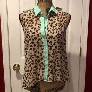 Leopard top